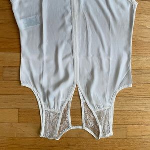 banana republic cream cami with lace satin size S